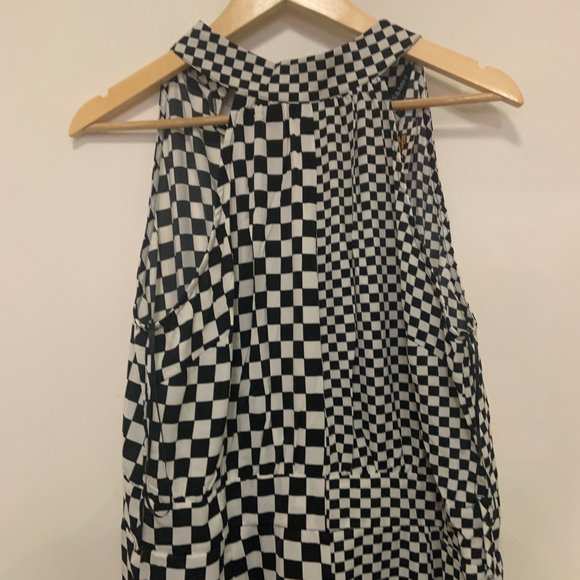 She’s Everything Checkered Jumpsuit NWT (size large) - Picture 10 of 12